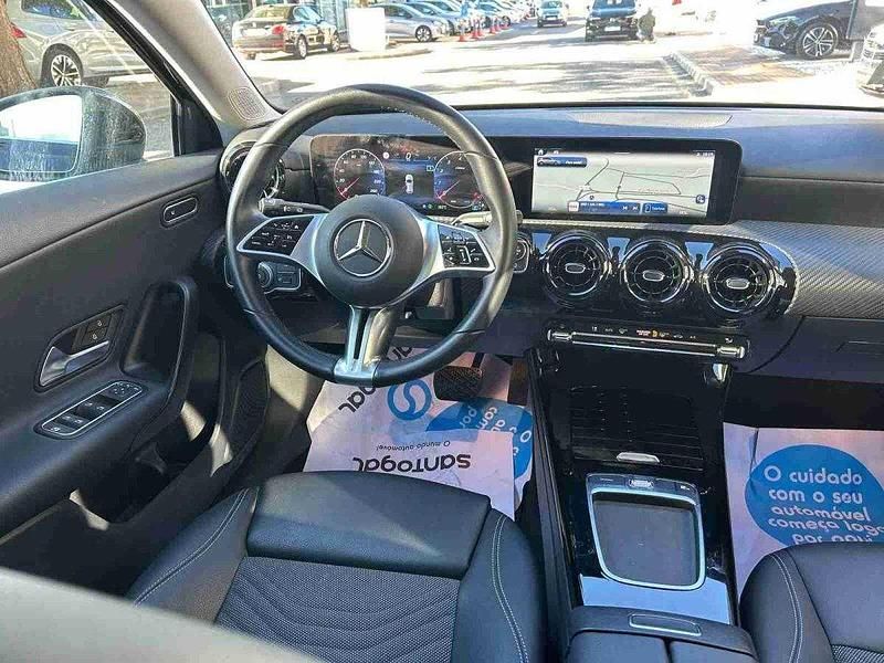 Usado Mercedes 200 163 HP (119 kW) 2025 Cinzento