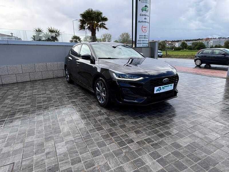 Preto Usado 2024 Ford Focus | € 23.970 (Preço justo) - Imagem 1/4