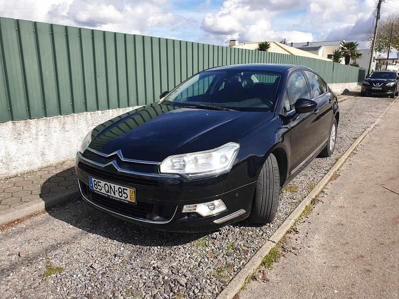 Usado Citroën C5 113 HP (83 kW) 2012 Preto