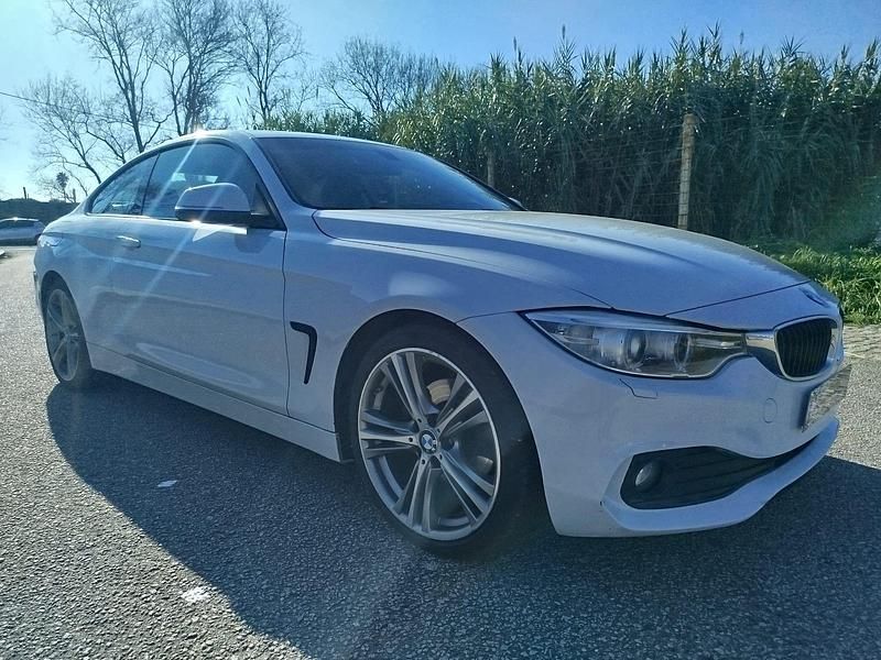 Usado BMW 420 Sport Line 184 HP (135 kW) 2014 Branco Coupé