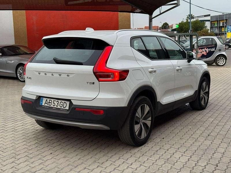 Usado Volvo XC40 Momentum 262 HP (192 kW) 2020 Branco SUV
