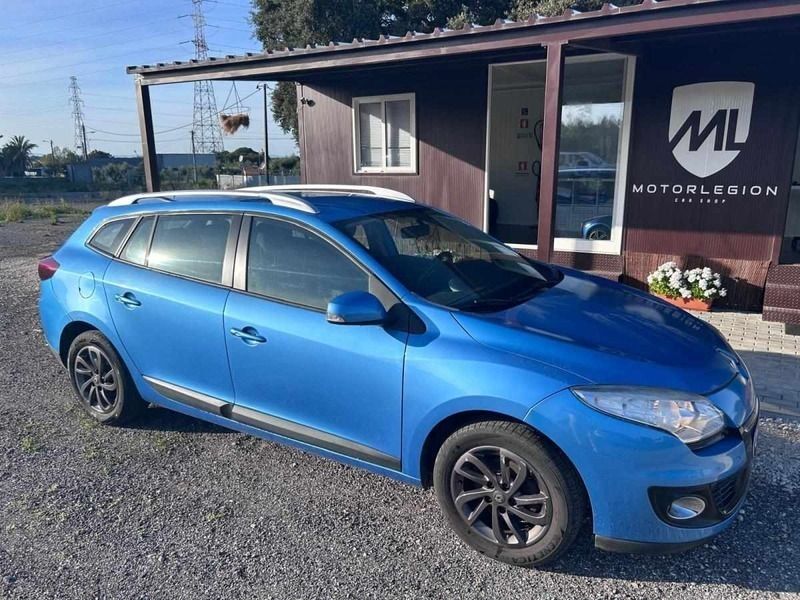 Azul Usado 2014 Renault Mégane GrandTour Carrinha | € 7.900 (Preço justo) - Imagem 1/4