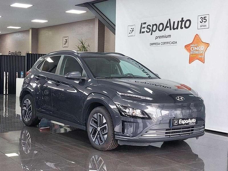 Cinza Usado 2021 Hyundai Kauai Premium SUV | € 23.250 (Preço justo) - Imagem 1/4