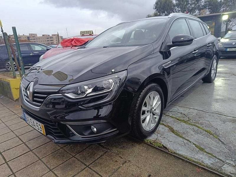 Preto Usado 2016 Renault Mégane III Carrinha | € 11.950 (Preço justo) - Imagem 1/4