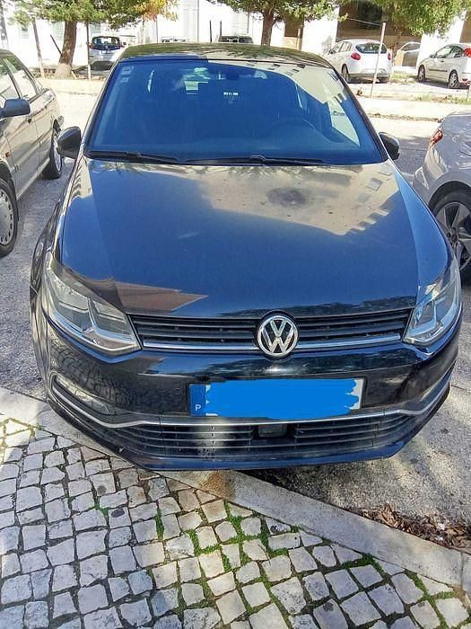 Usado 2016 VW Polo Comfortline Sedan | € 10.000 (Preço justo) - Imagem 1/4