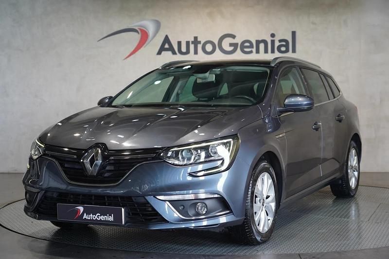 Cinzento Usado 2021 Renault Mégane IV Carrinha | € 17.990 (Preço justo) - Imagem 1/2