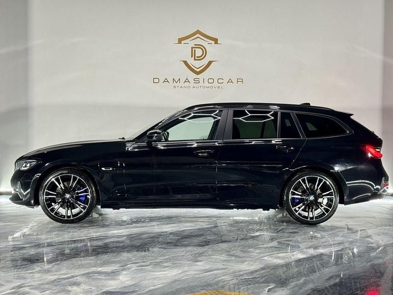 Usado BMW 320e 204 HP (150 kW) 2022 Preto Carrinha