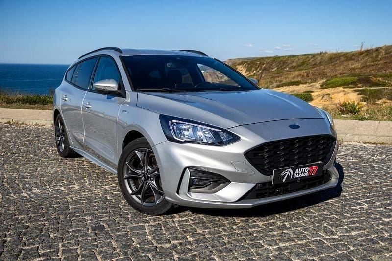 Usado Ford Focus ST-Line 125 HP (91 kW) 2019 Cinza Carrinha