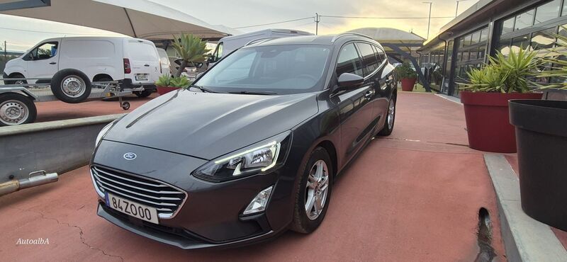 Cinza Usado 2019 Ford Focus Active | € 14.000 (Preço justo) - Imagem 1/4