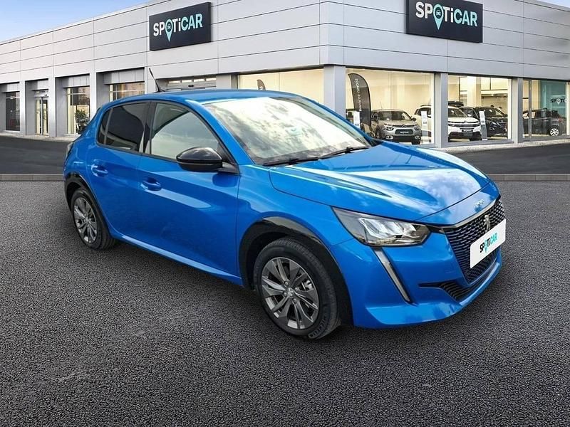 Usado Peugeot e-208 Allure 100 kW (136 HP) 2023 Azul Citadino