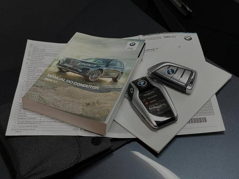 Usado BMW X7 340 HP (250 kW) 2021 Cinza SUV