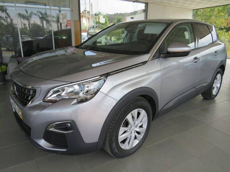 Cinzento Usado 2017 Peugeot 3008 Style SUV | € 17.950 (Preço justo) - Imagem 1/4
