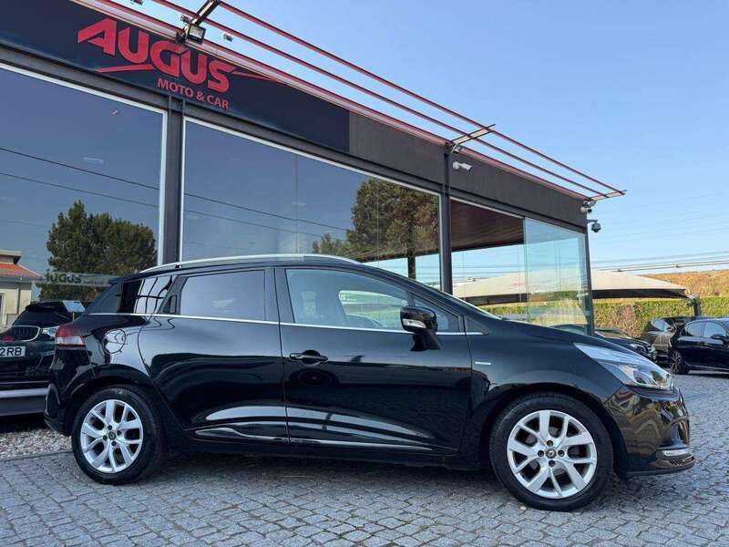 Usado Renault Clio IV 90 HP (66 kW) 2018 Preto Carrinha