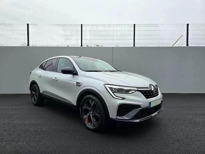 Branco Usado 2021 Renault Arkana R.S. SUV | € 23.250 (Preço justo) - Imagem 1/4