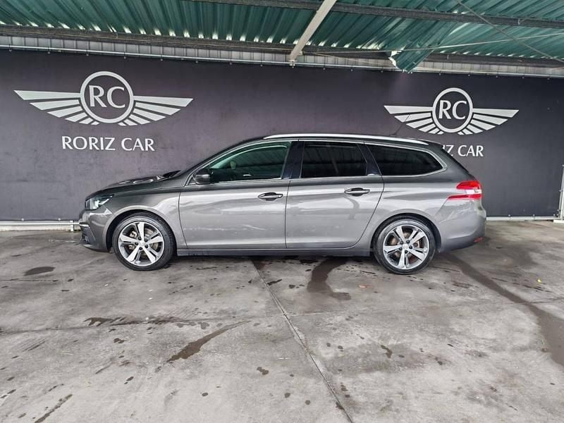 Usado Peugeot 308 SW 130 HP (95 kW) 2018 Cinzento Carrinha