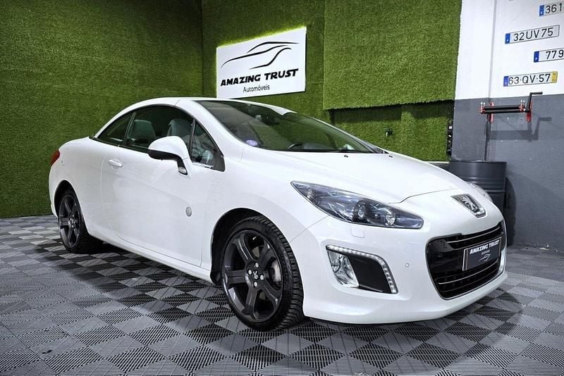 Usado Peugeot 308 CC Roland Garros 156 HP (114 kW) 2012 Branco Cabrios