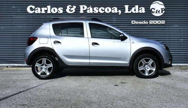 Usado Dacia Sandero Stepway 95 HP (69 kW) 2021 Cinzento Citadino