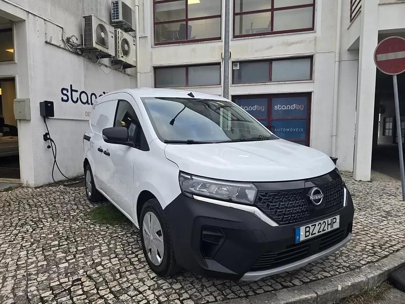 Branco Usado 2023 Nissan Townstar Van | € 21.450 - Imagem 1/4