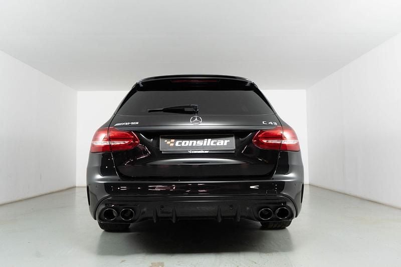 Usado Mercedes C43 AMG AMG 367 HP (269 kW) 2016 Preto Carrinha