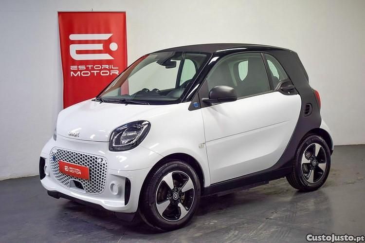 Branco Usado 2024 Smart ForTwo Electric Drive Passion Coupé | € 18.500 (Caro) - Imagem 1/1