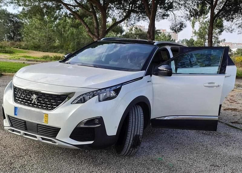 Usado Peugeot 5008 GT-line 131 HP (96 kW) 2018 Branco Sedan