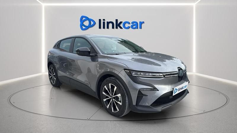 Cinzento Novo 2025 Renault Mégane IV | € 32.000 (Preço justo) - Imagem 1/4