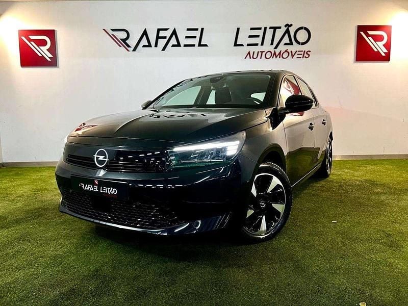 Preto Usado 2023 Opel Corsa-e Elegance Citadino | € 19.750 (Preço justo) - Imagem 1/4
