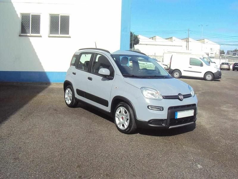 Usado Fiat Panda 70 HP (51 kW) 2023 Cinzento Citadino
