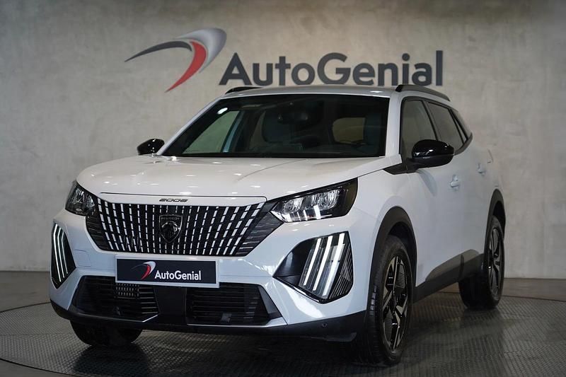 Branco Usado 2024 Peugeot 2008 Allure SUV | € 23.990 (Preço elevado) - Imagem 1/1