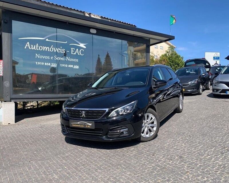 Preto Usado 2018 Peugeot 308 Style Carrinha | € 14.900 (Preço elevado) - Imagem 1/4