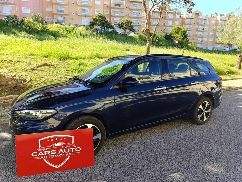 Azul Usado 2018 Fiat Tipo Lounge Carrinha | € 10.499 (Bom preço) - Imagem 1/4