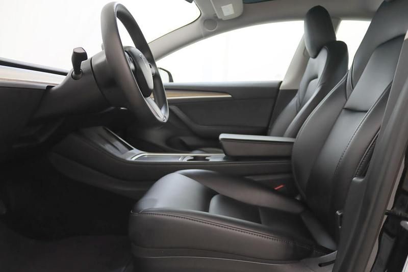 Usado Tesla Model 3 208 kW (283 HP) 2023 Preto Sedan