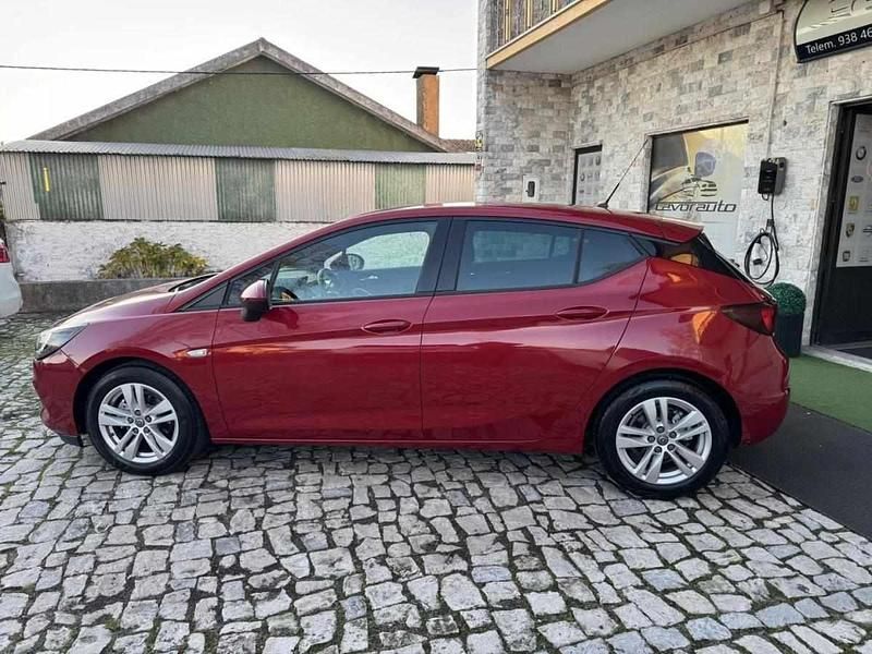 Usado Opel Astra GS Line 130 HP (95 kW) 2020 Vermelho Citadino