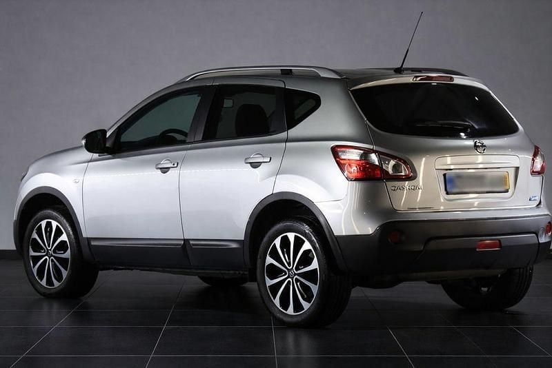 Usado Nissan Qashqai Premium Edition 130 HP (95 kW) 2012 SUV
