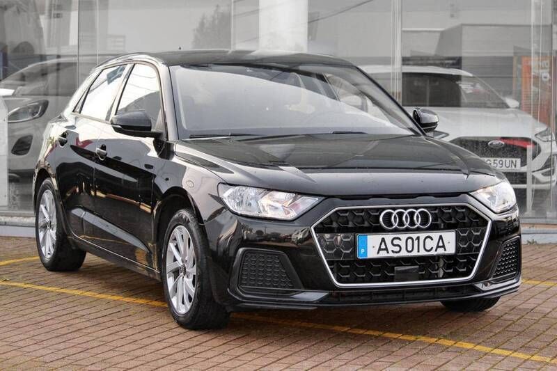 Preto Usado 2022 Audi A1 Sportback Citadino | € 19.990 (Preço justo) - Imagem 1/4