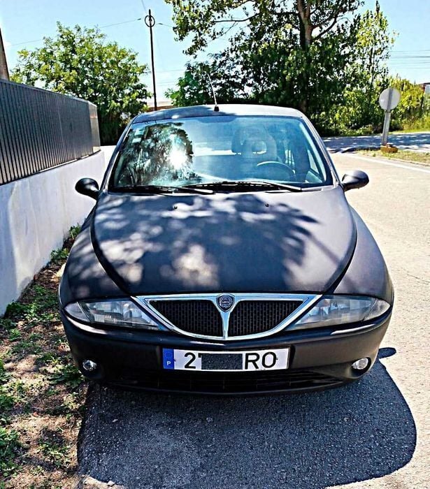 Usado 2001 Lancia Ypsilon Citadino | € 1.400 - Imagem 1/4