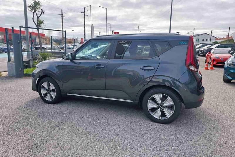 Usado Kia Soul EV 150 kW (204 HP) 2022 Cinzento SUV