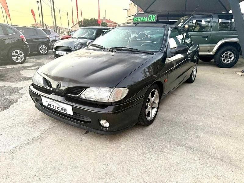 Preto Usado 1996 Renault Mégane Coupé | € 1.000 - Imagem 1/4