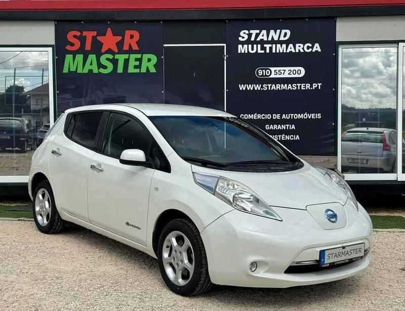 Branco Usado 2016 Nissan Leaf Visia Citadino | € 5.690 - Imagem 1/4