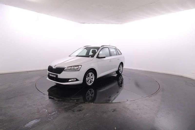 Branco Usado 2022 Skoda Fabia Ambition | € 17.250 (Preço justo) - Imagem 1/4