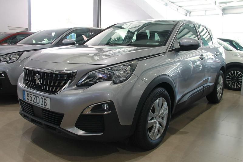 Usado Peugeot 3008 Active 130 HP (95 kW) 2019 Antracite Carrinha