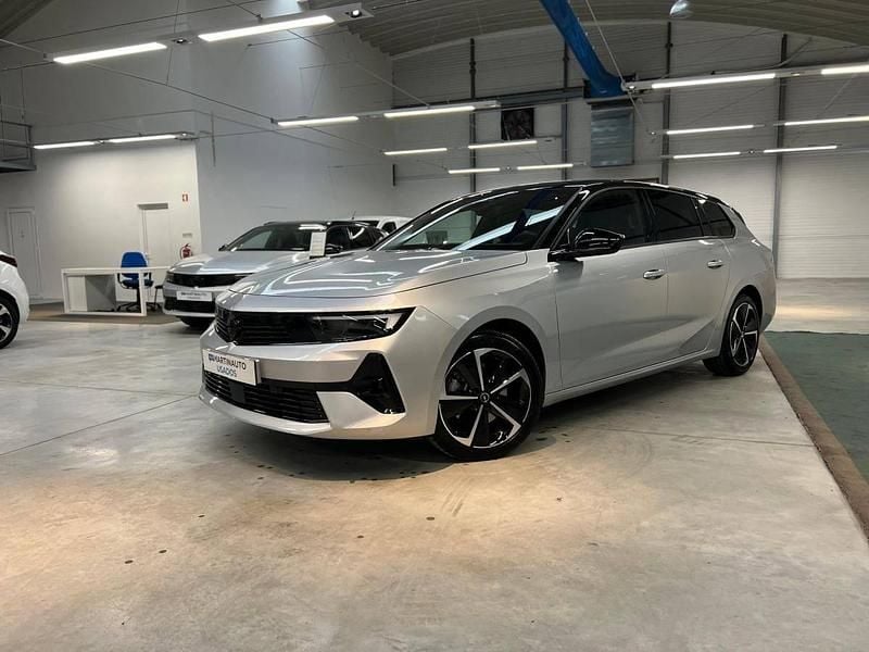 Usado Opel Astra Sport 130 HP (95 kW) 2025 Cinzento Carrinha
