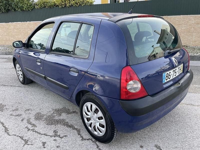 Usado 2002 Renault Clio II Sedan | € 1.500 (Preço justo) - Imagem 1/4