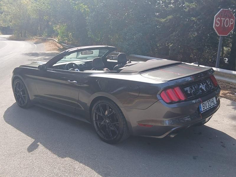 Usado Ford Mustang Convertible 419 HP (308 kW) 2015 Preto Cabrios