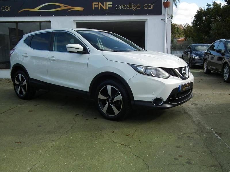 Usado Nissan Qashqai 130 HP (95 kW) 2016 Branco SUV