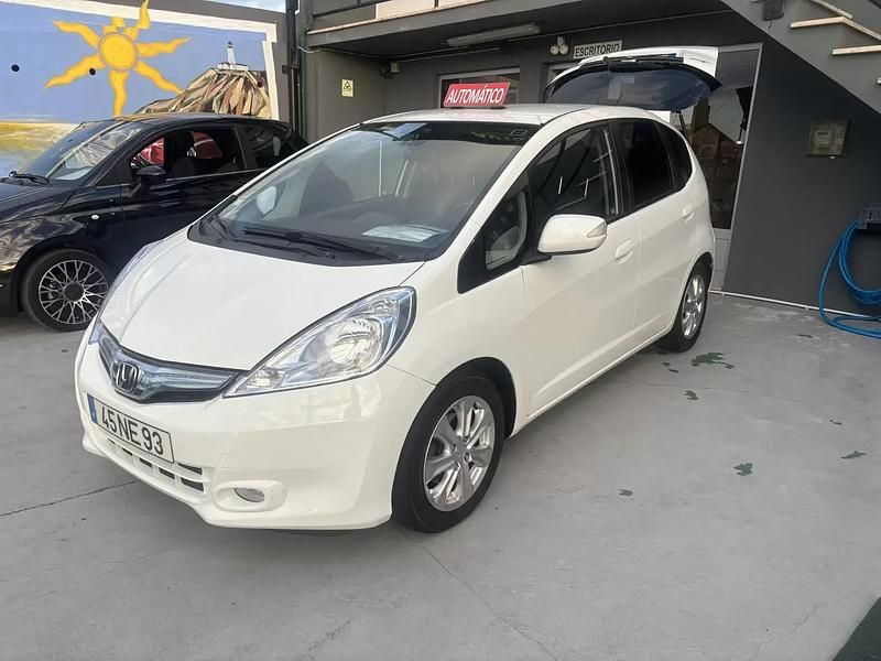 Branco Usado 2012 Honda Jazz Citadino | € 10.900 (Caro) - Imagem 1/4