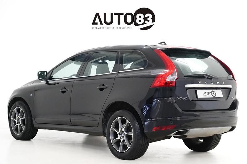 Usado Volvo XC60 190 HP (139 kW) 2016 Preto SUV