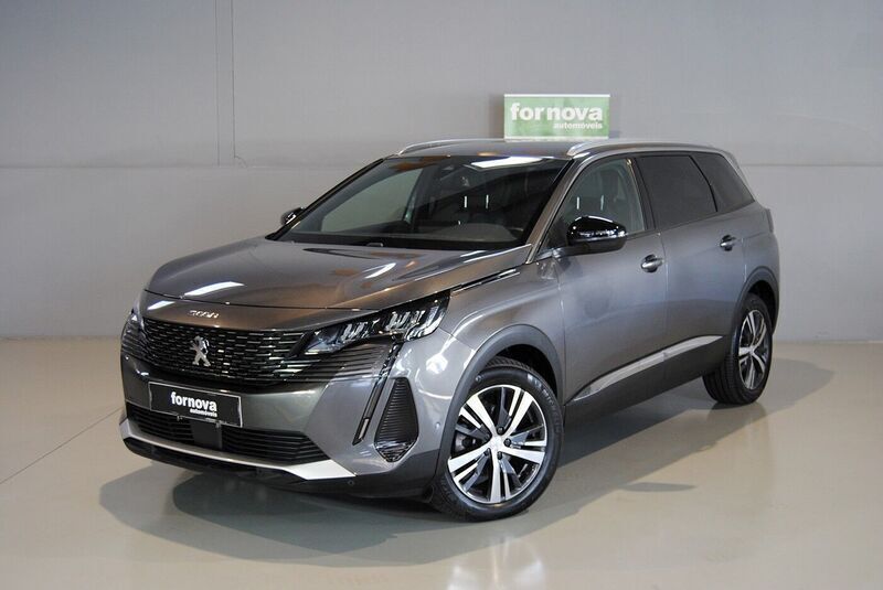 Cinza Usado 2023 Peugeot 5008 Allure Monovolume | € 33.490 (Preço justo) - Imagem 1/4
