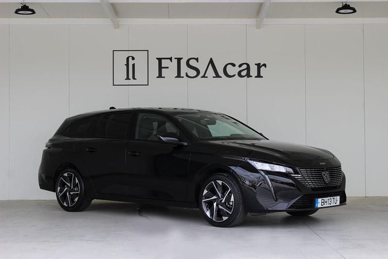 Usado Peugeot 308 Allure 130 HP (95 kW) 2024 Preto Carrinha