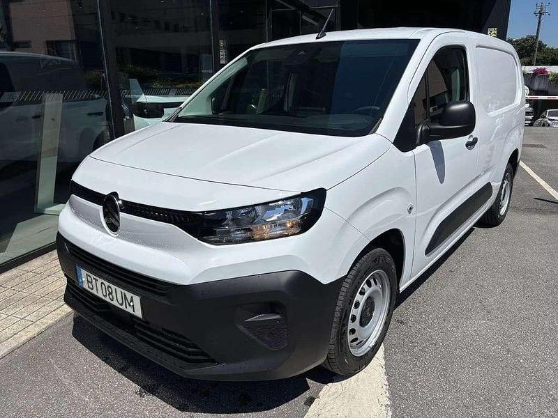 Branco Usado 2025 Citroën Berlingo Monovolume | € 22.500 (Preço elevado) - Imagem 1/4